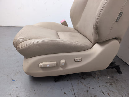 Seat Front RH 4