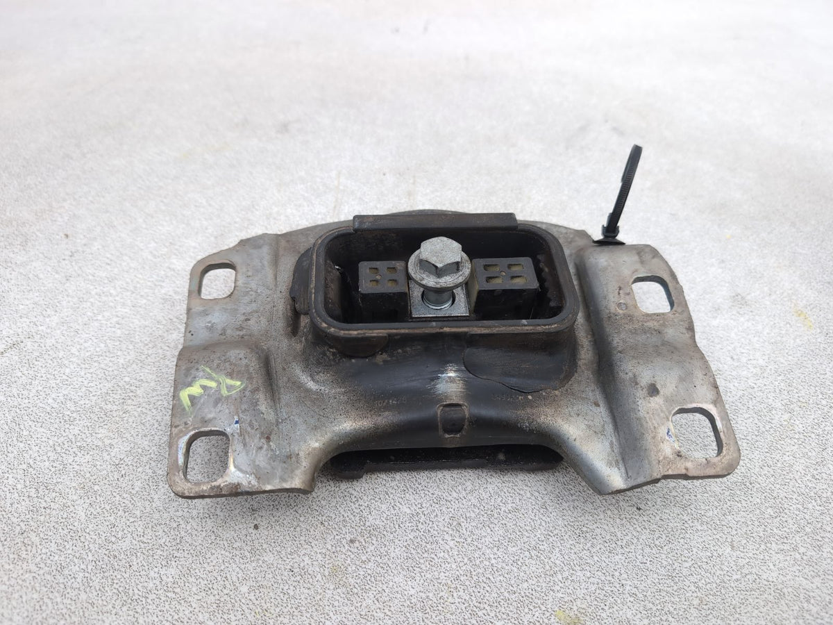 Set Of Engine Mounts LH + RH 4