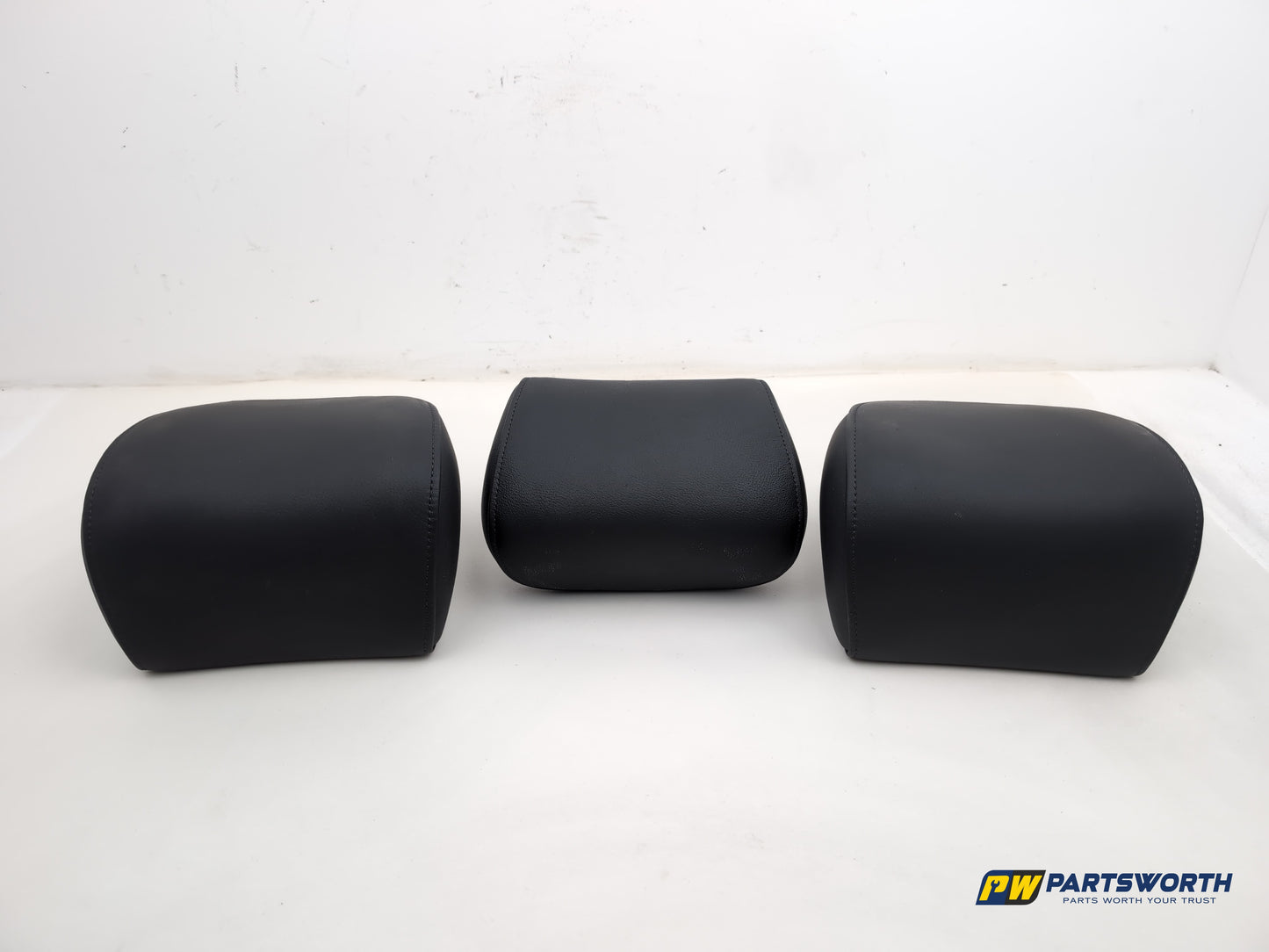 Rear Headrest 4
