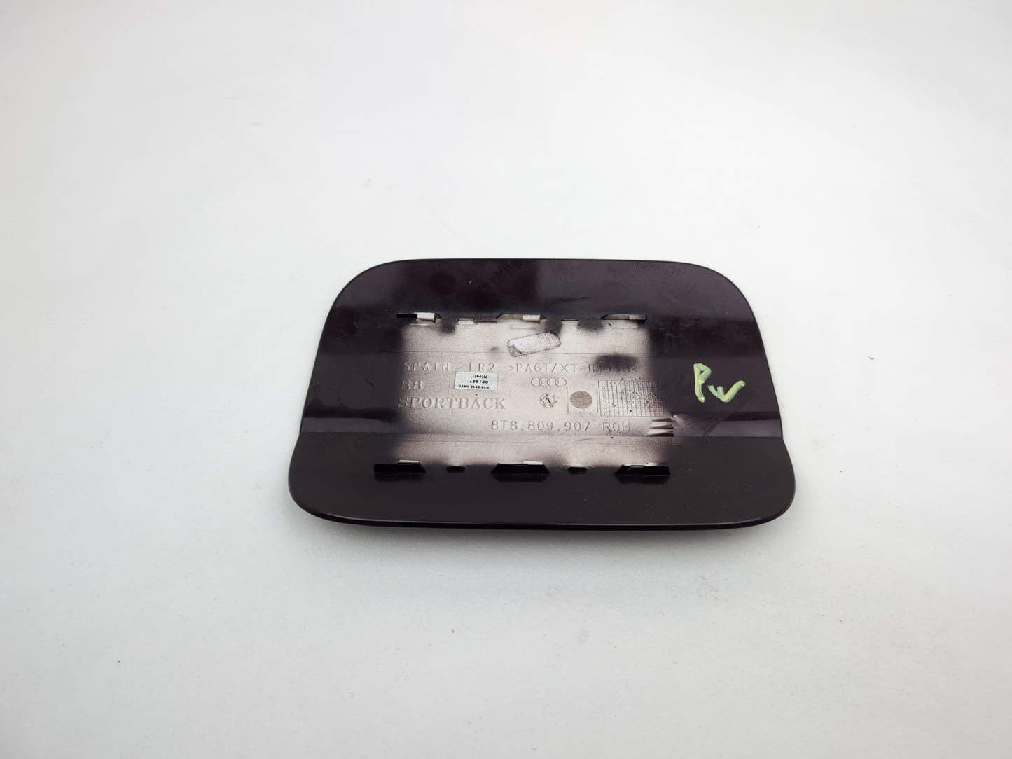 Fuel Filler Flap 4