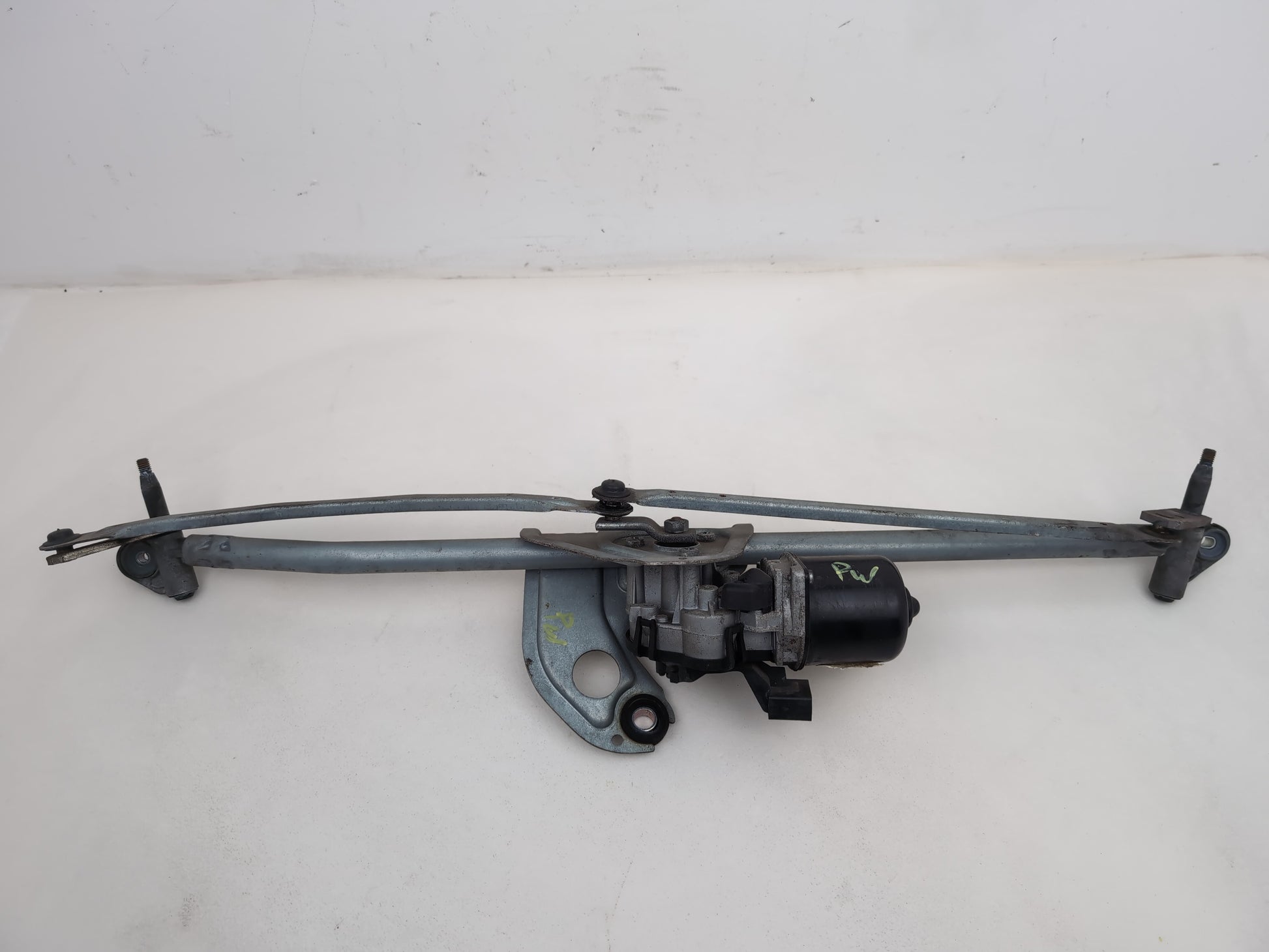 Front Wiper Motor & Mechanism / Linkage 4