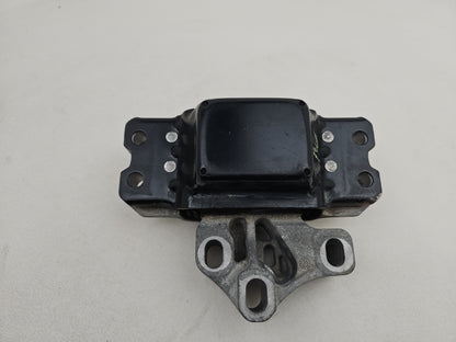 Engine Mounting Bracket 4