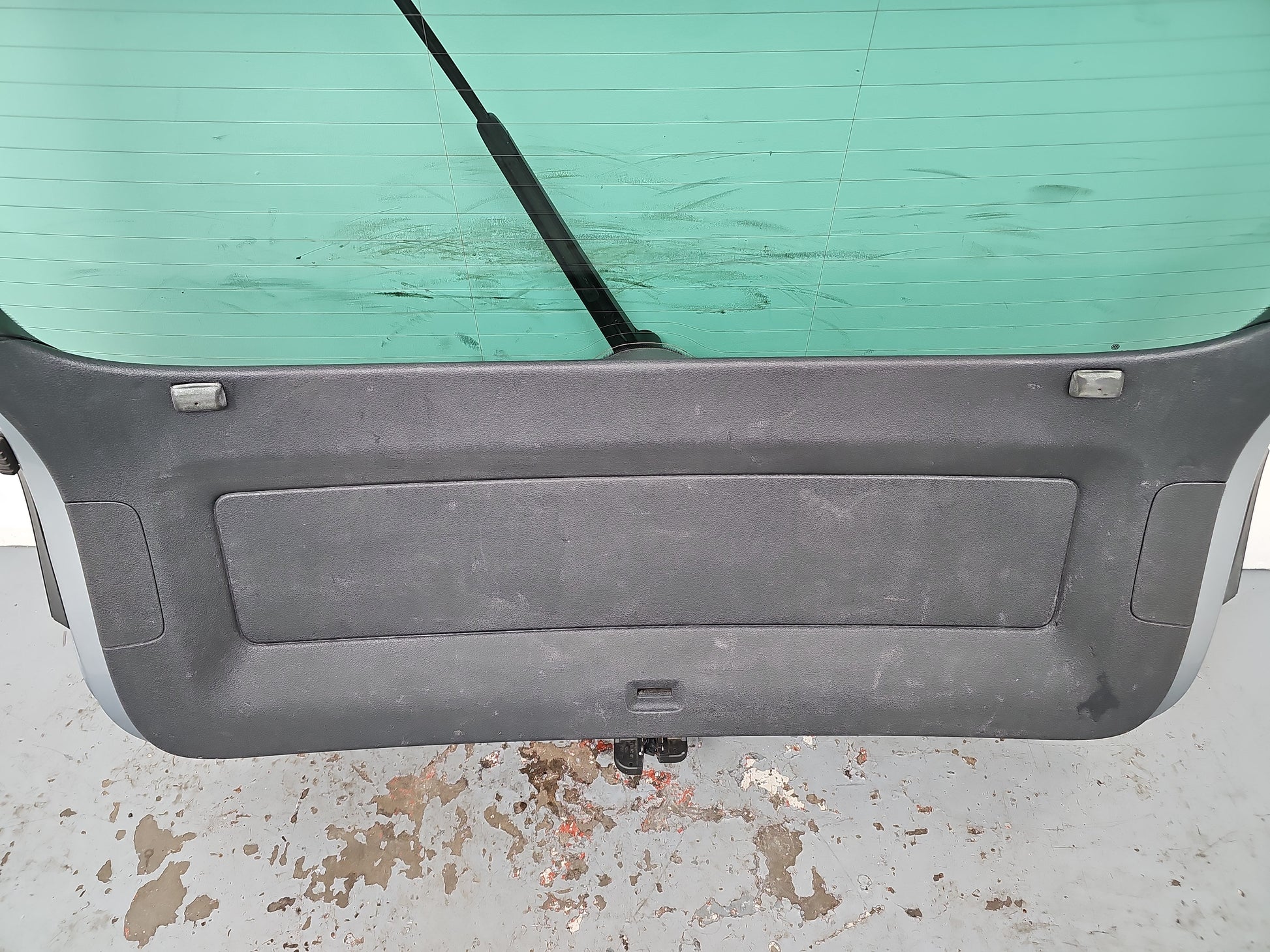 Boot Lid 10