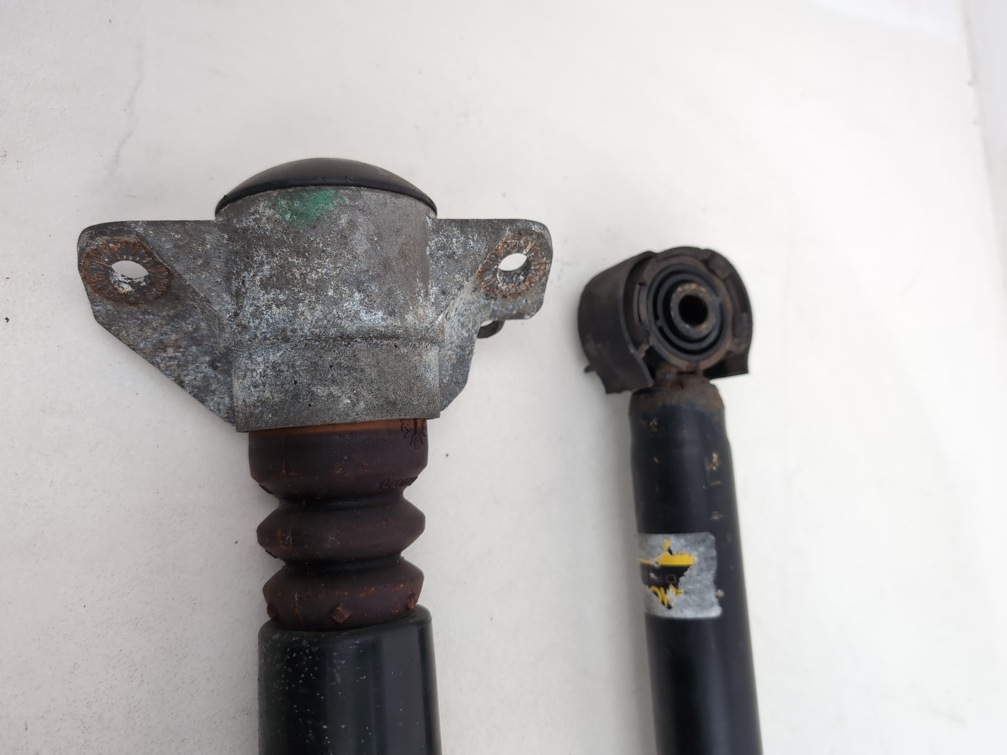 Rear Shock Absorber 4