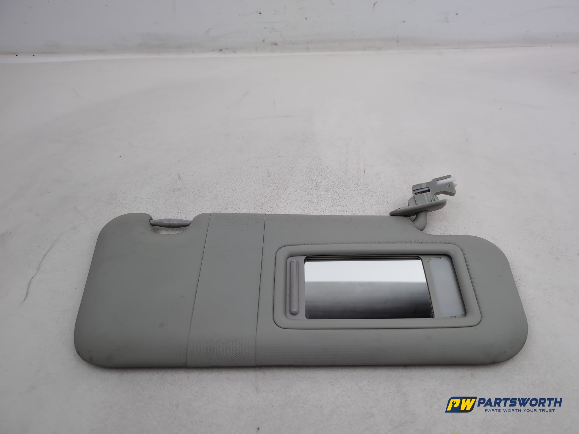 Sun Visor RH 4
