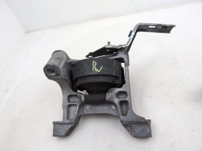 Set Of Engine Mounts LH + RH 4