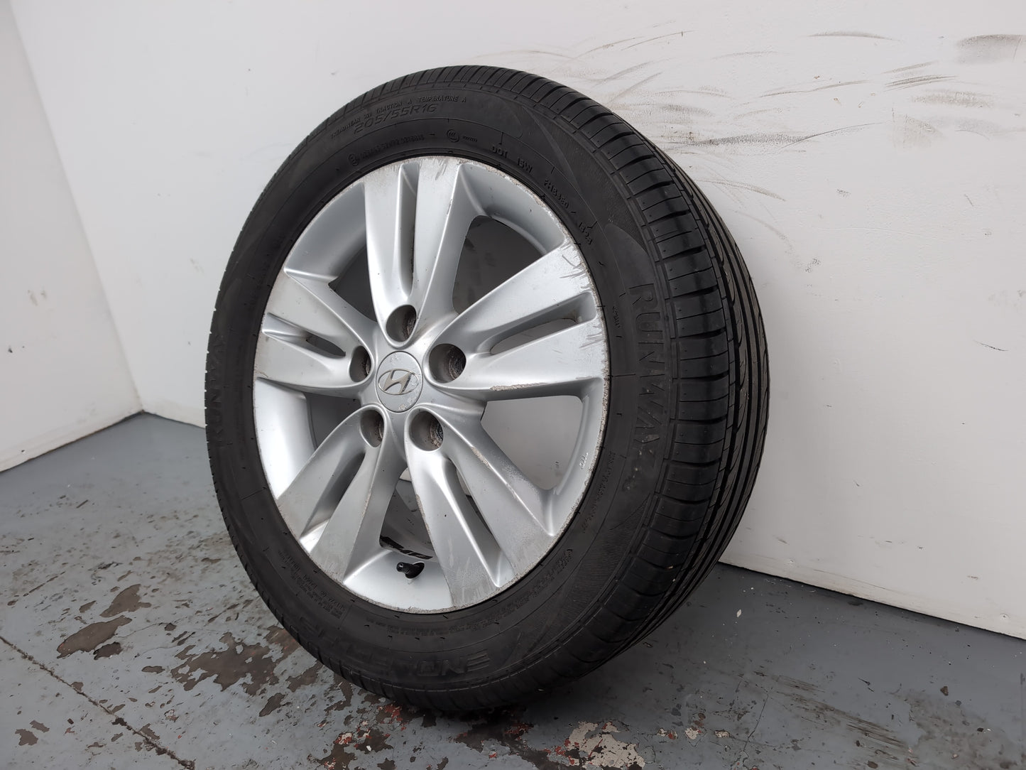 Hyundai Ix20 Style Crdi Wheel With Tyre 205/55 R16 2010-2019 - photo 4