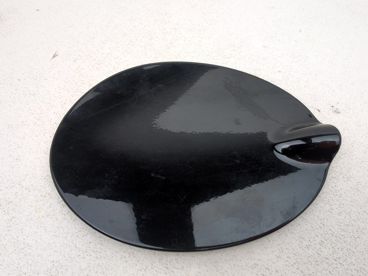 Fuel Filler Flap 4