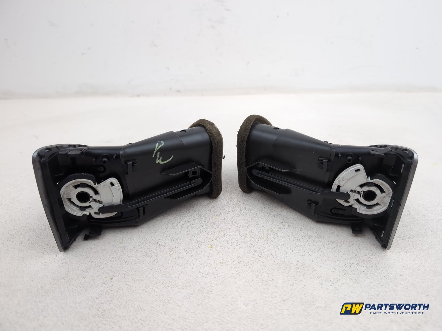 Dashboard Trim With Air Vent  4