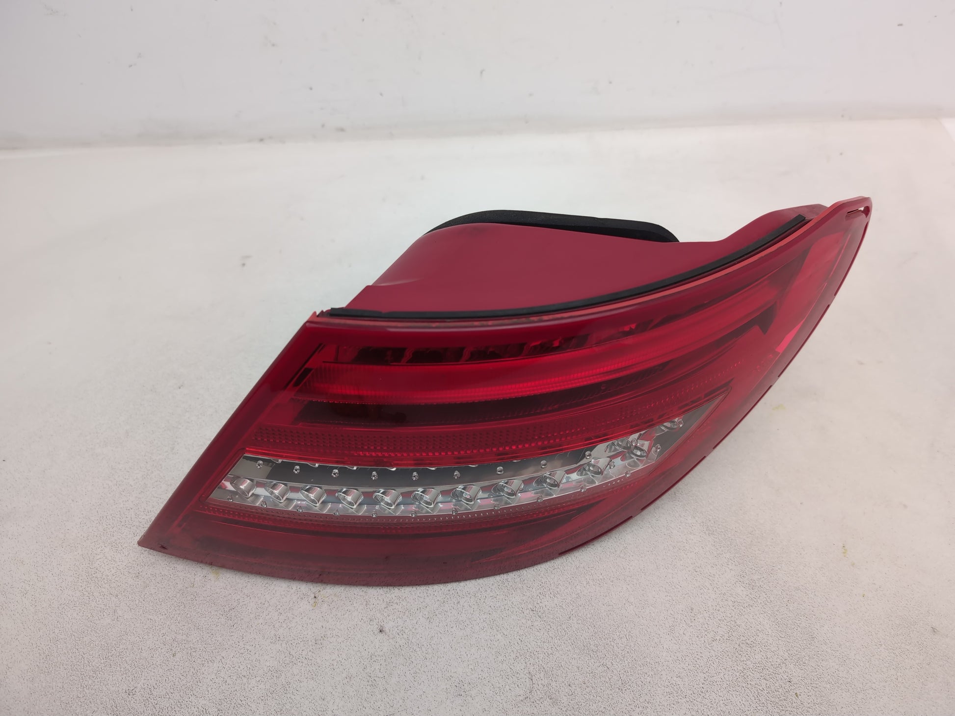 Mercedes-Benz C250 Amg Sport Lamp Assembly Rear Rh Driver Side A2048205864 - photo 4