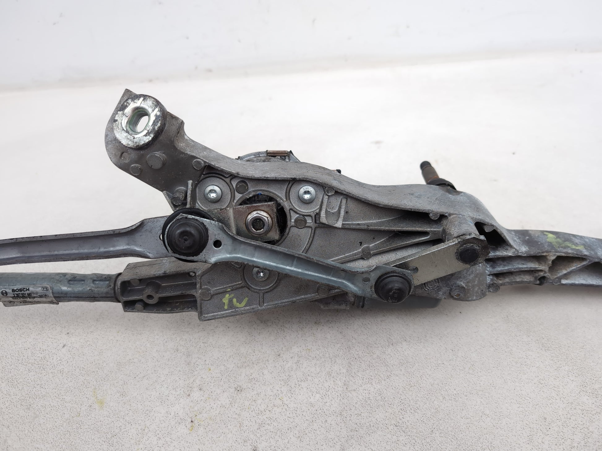 Front Wiper Motor & Mechanism / Linkage 4