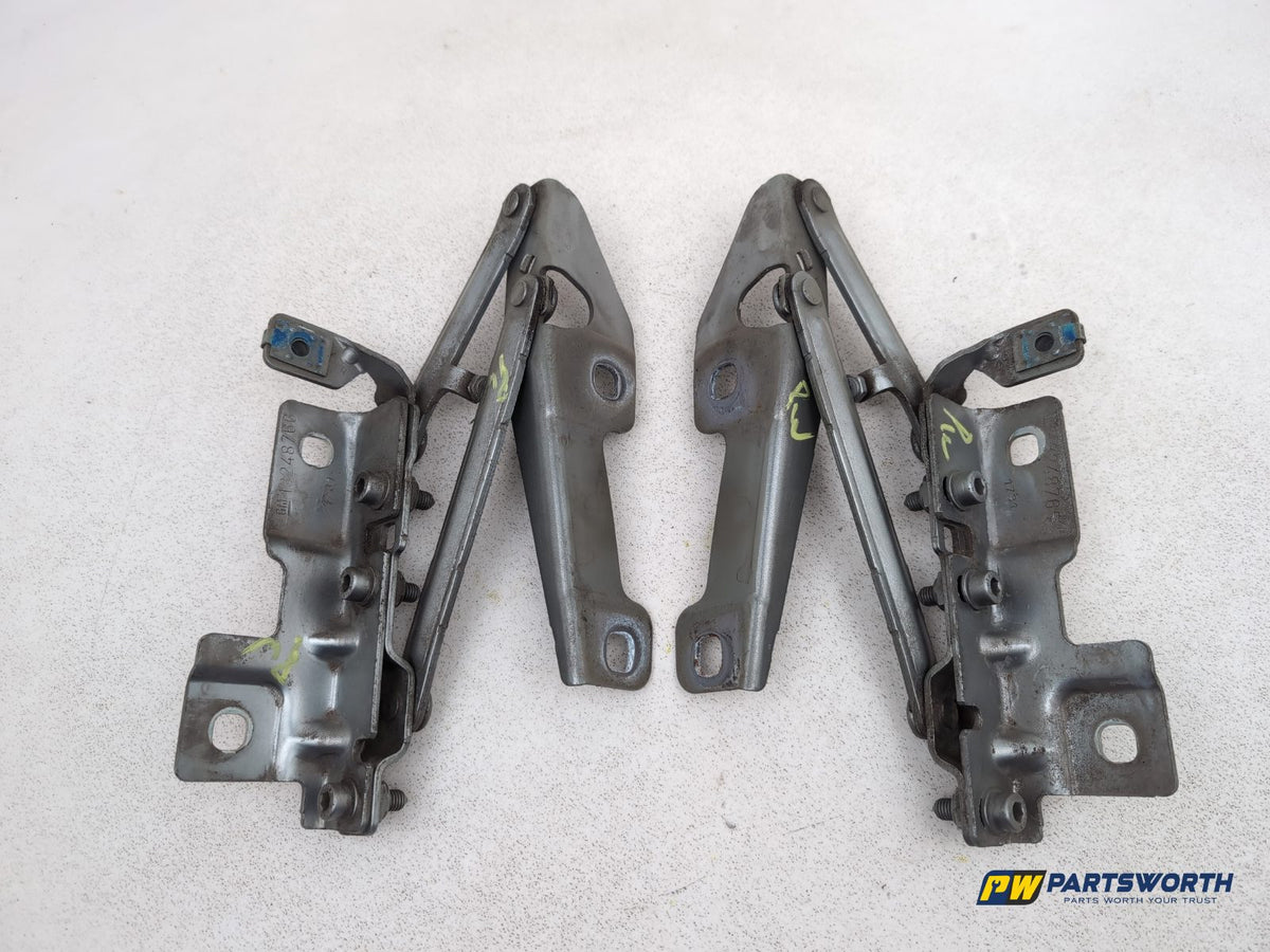 Bonnet Hinges 4
