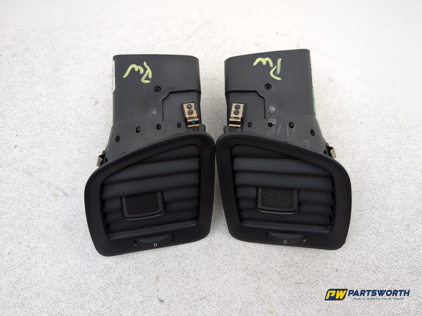 Dashboard Trim With Air Vent  4