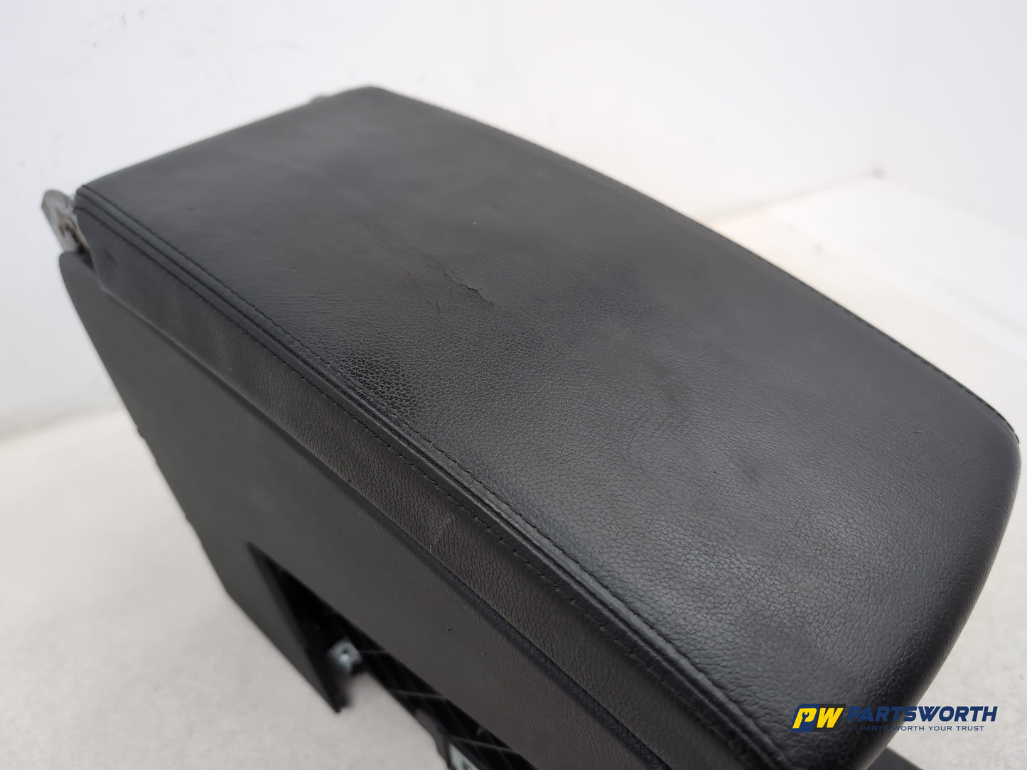 Centre Console Armrest 4