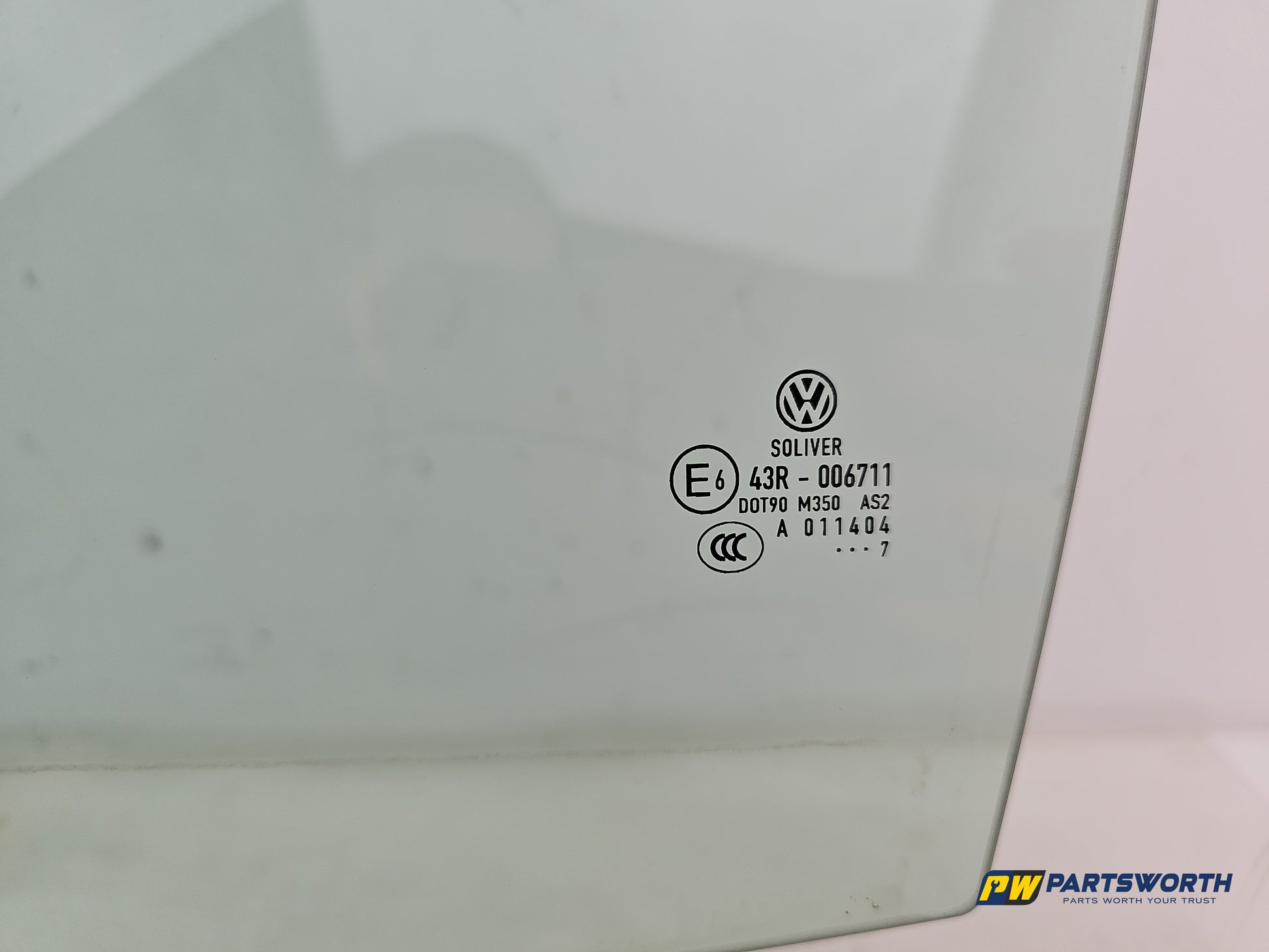 Door Glass Rear LH 4