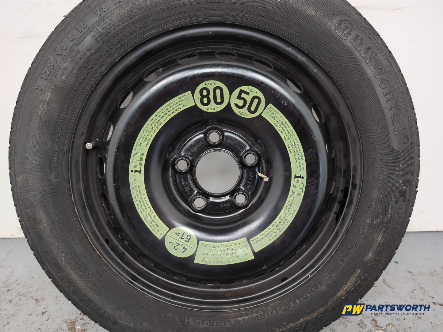 Space Saver Spare Wheel and Tool Kit  4