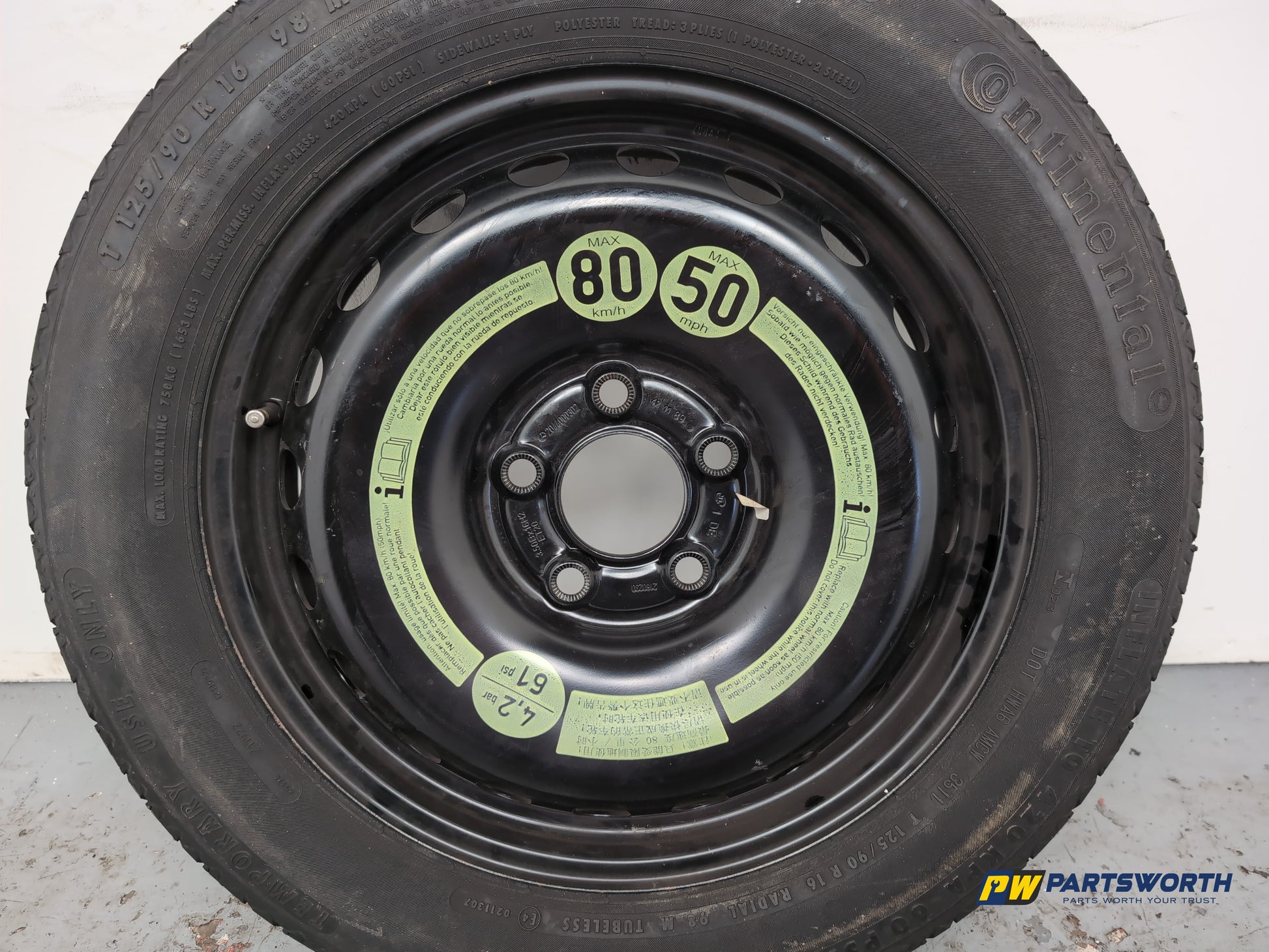Space Saver Spare Wheel and Tool Kit  4