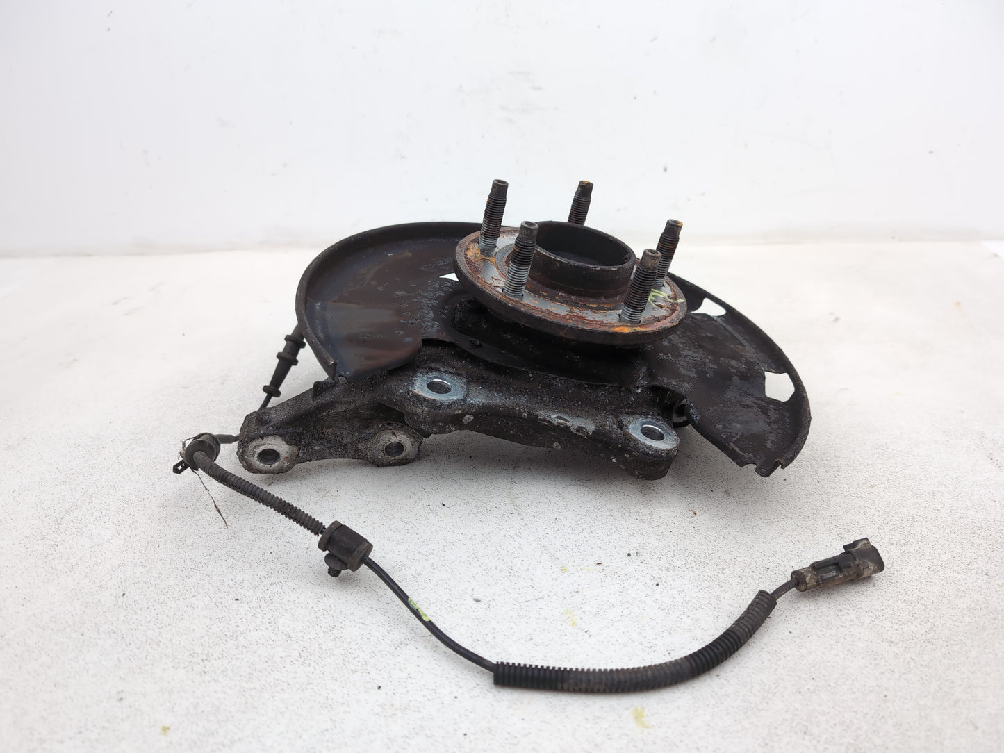 Wheel Hub Front RH 4