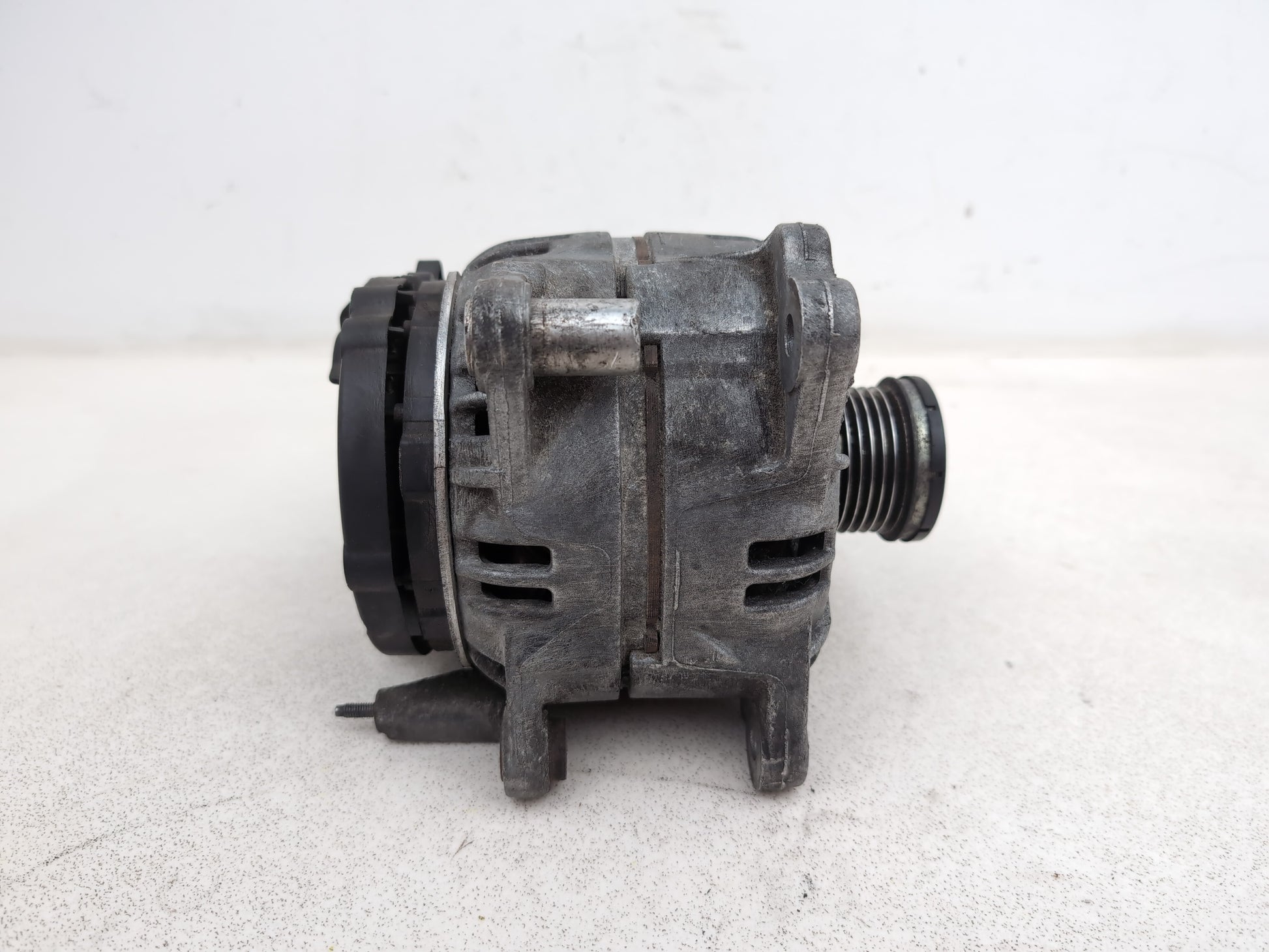 Alternator 4