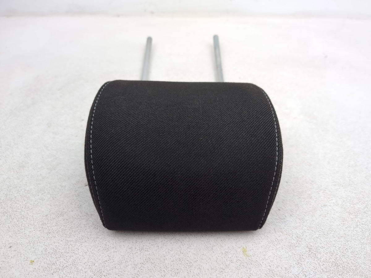 Rear Headrest 4