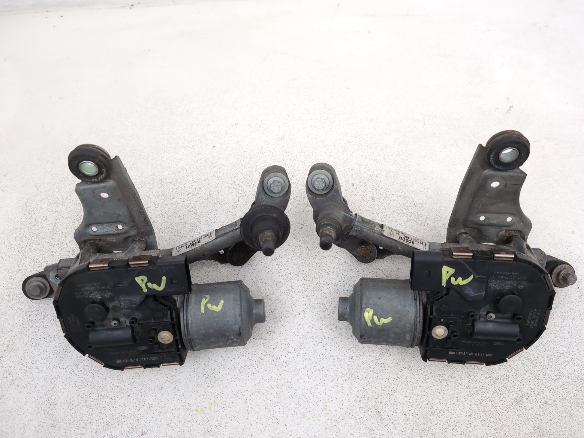 Wiper Motor Front 4