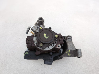 High pressure fuel pump 4