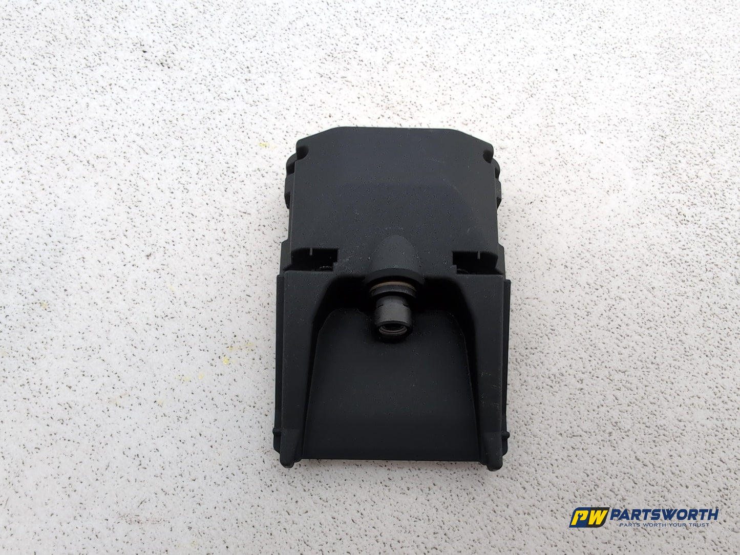 Camera Front 4