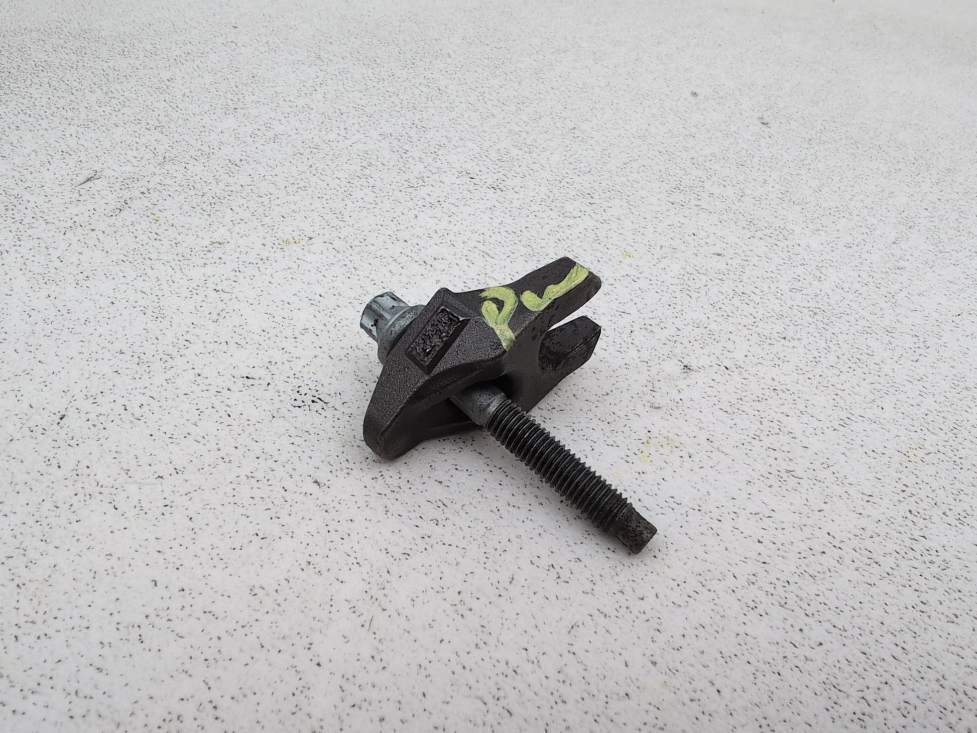 Engine Mounting Bracket 4