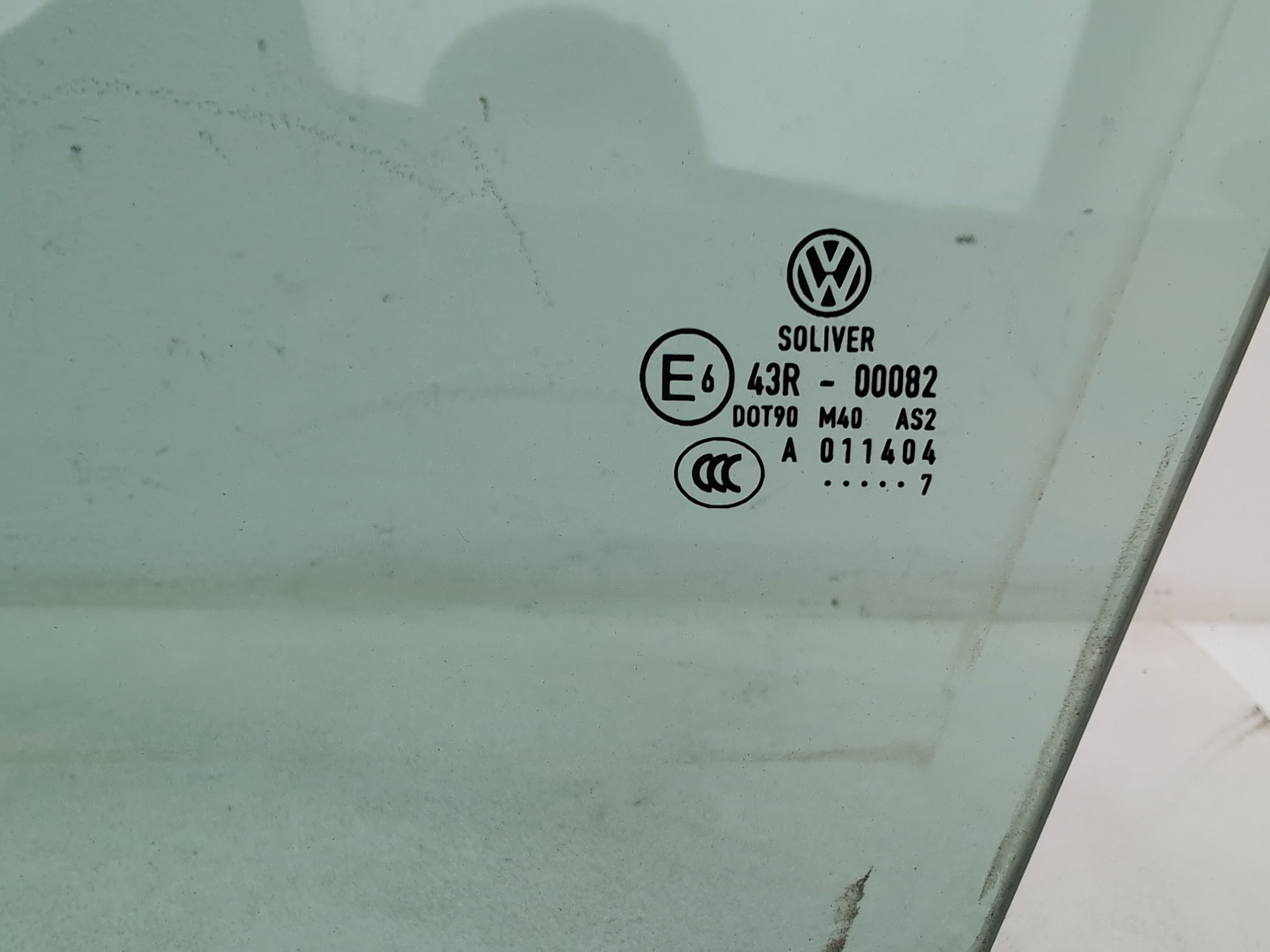 Door Glass Front LH 4