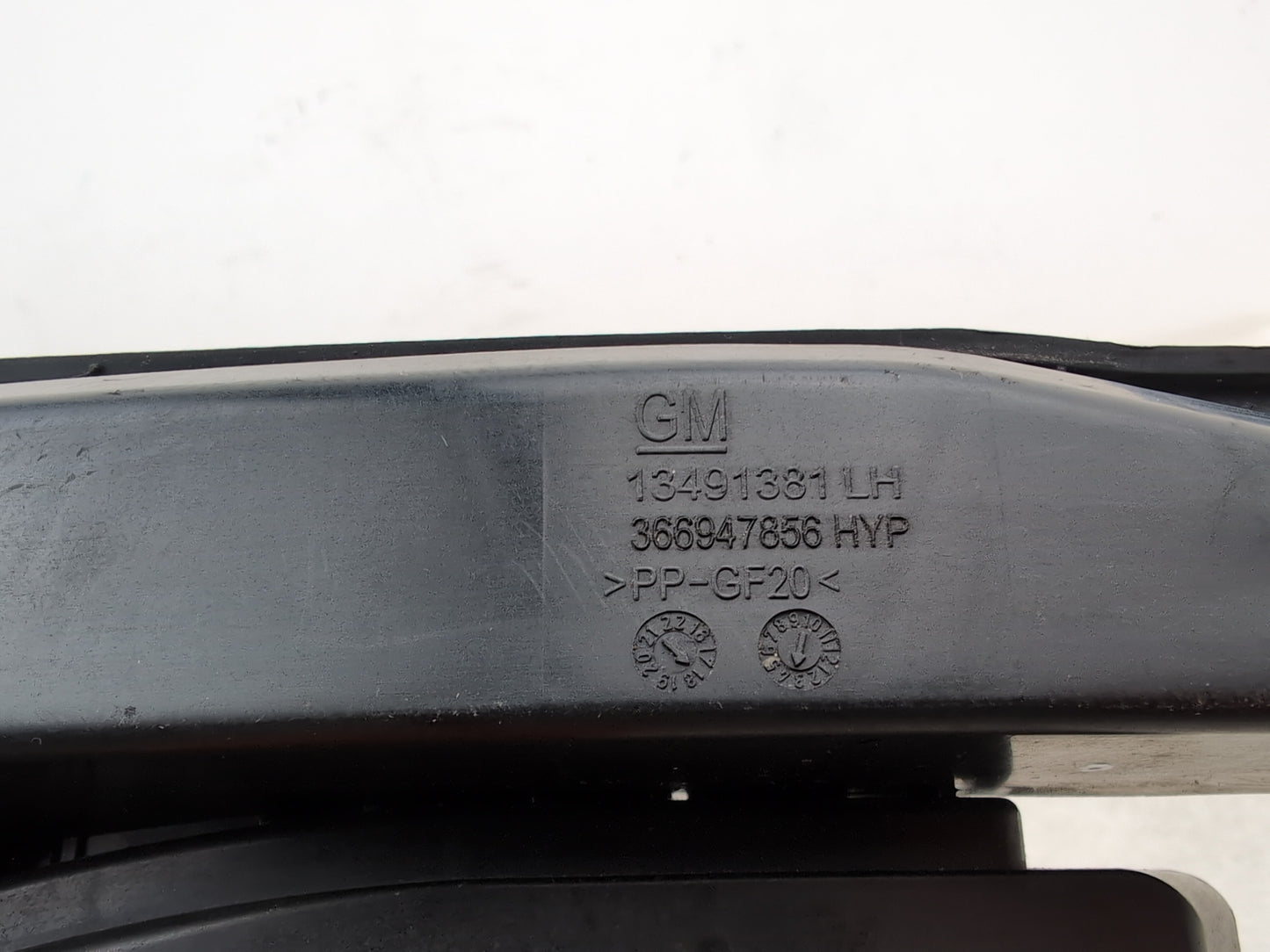Headlamp Panel Support Bracket LH 4