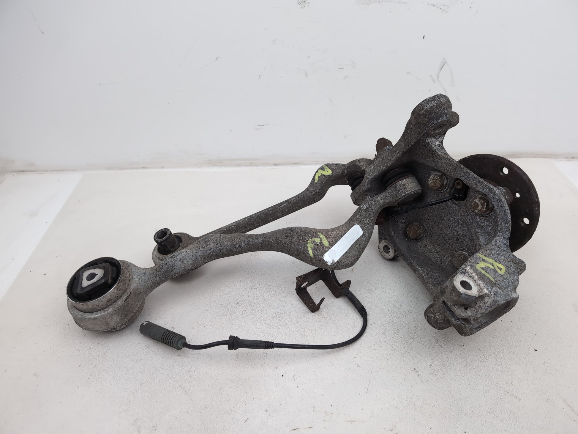 Wheel Hub Front RH 4