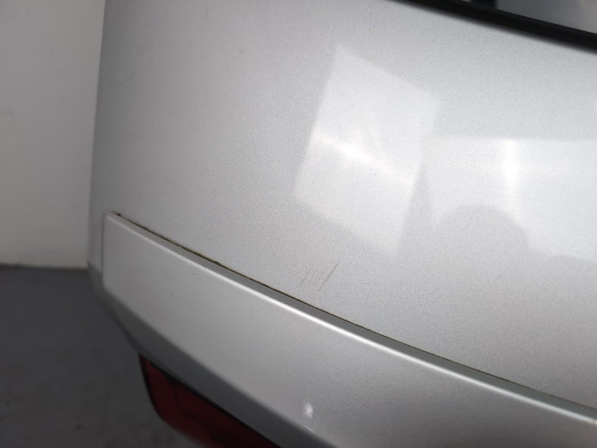 Boot Lid 10