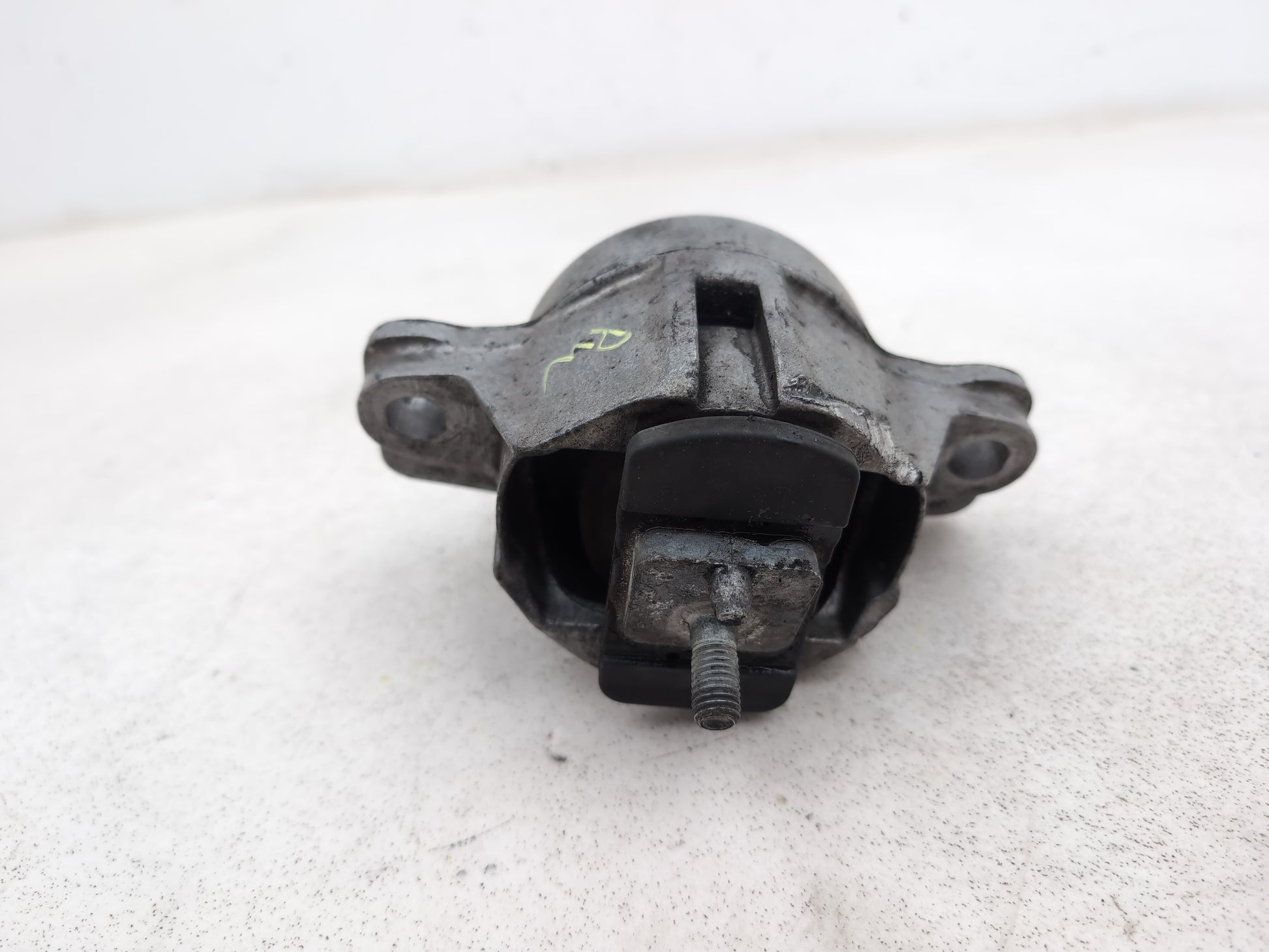 Engine Mounting RH 4