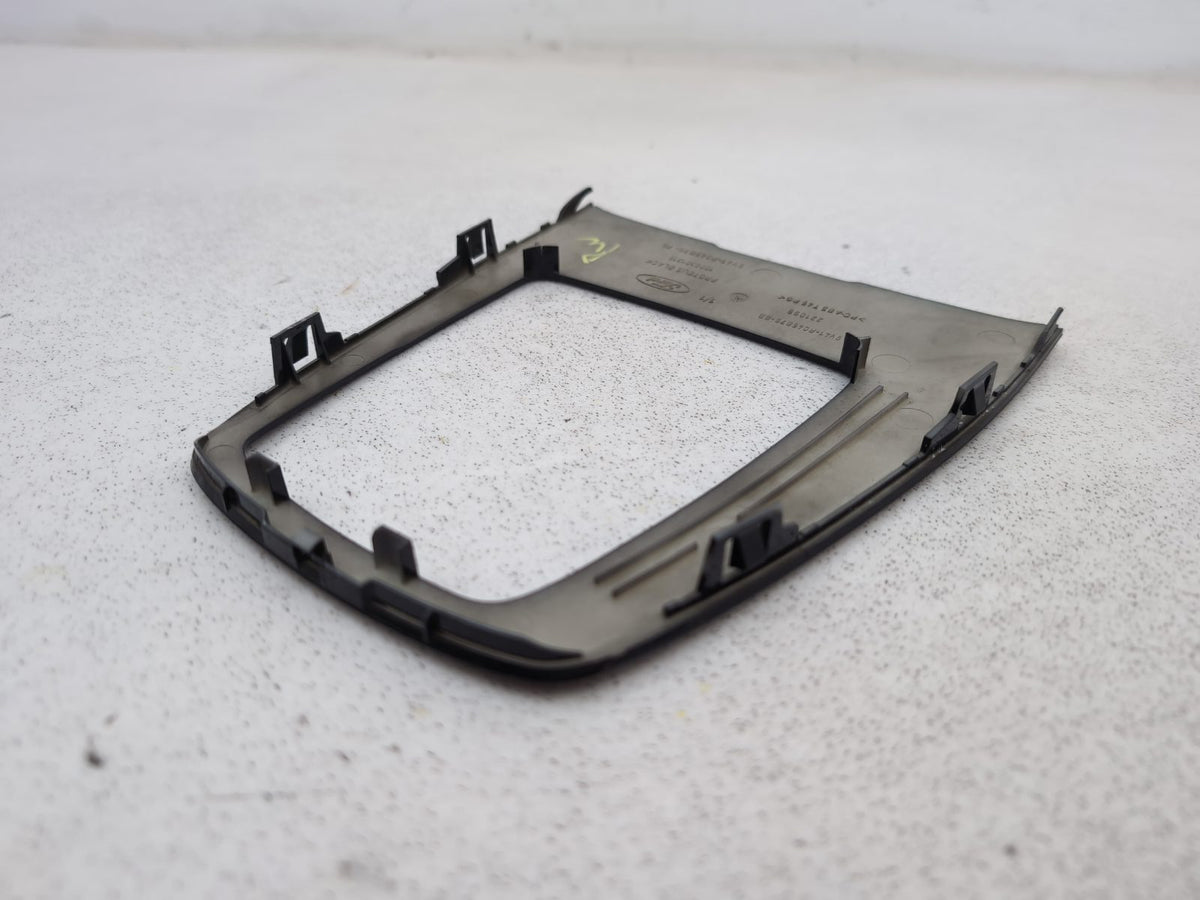 Centre Console Trim  4