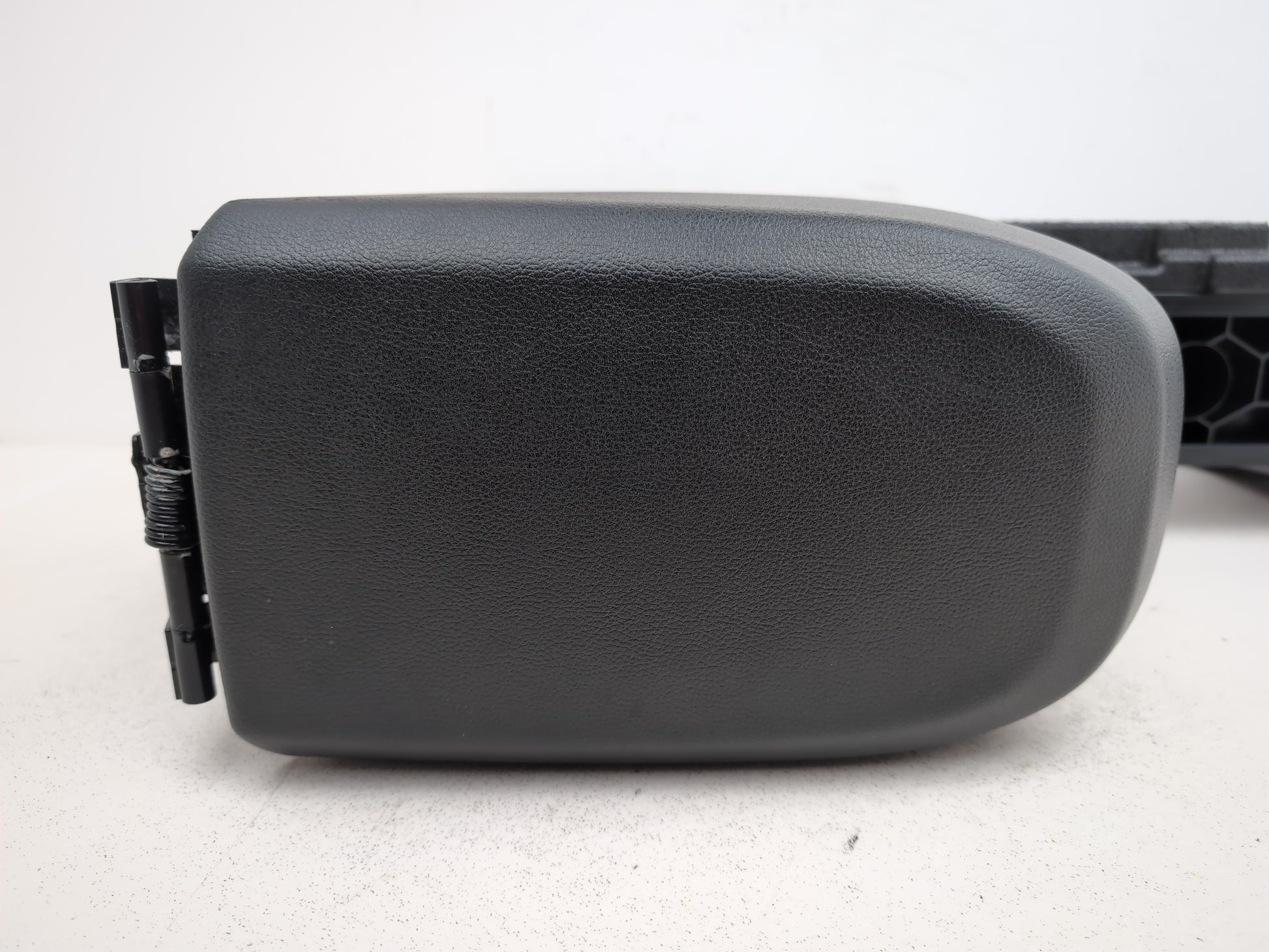 Centre Console Armrest 4