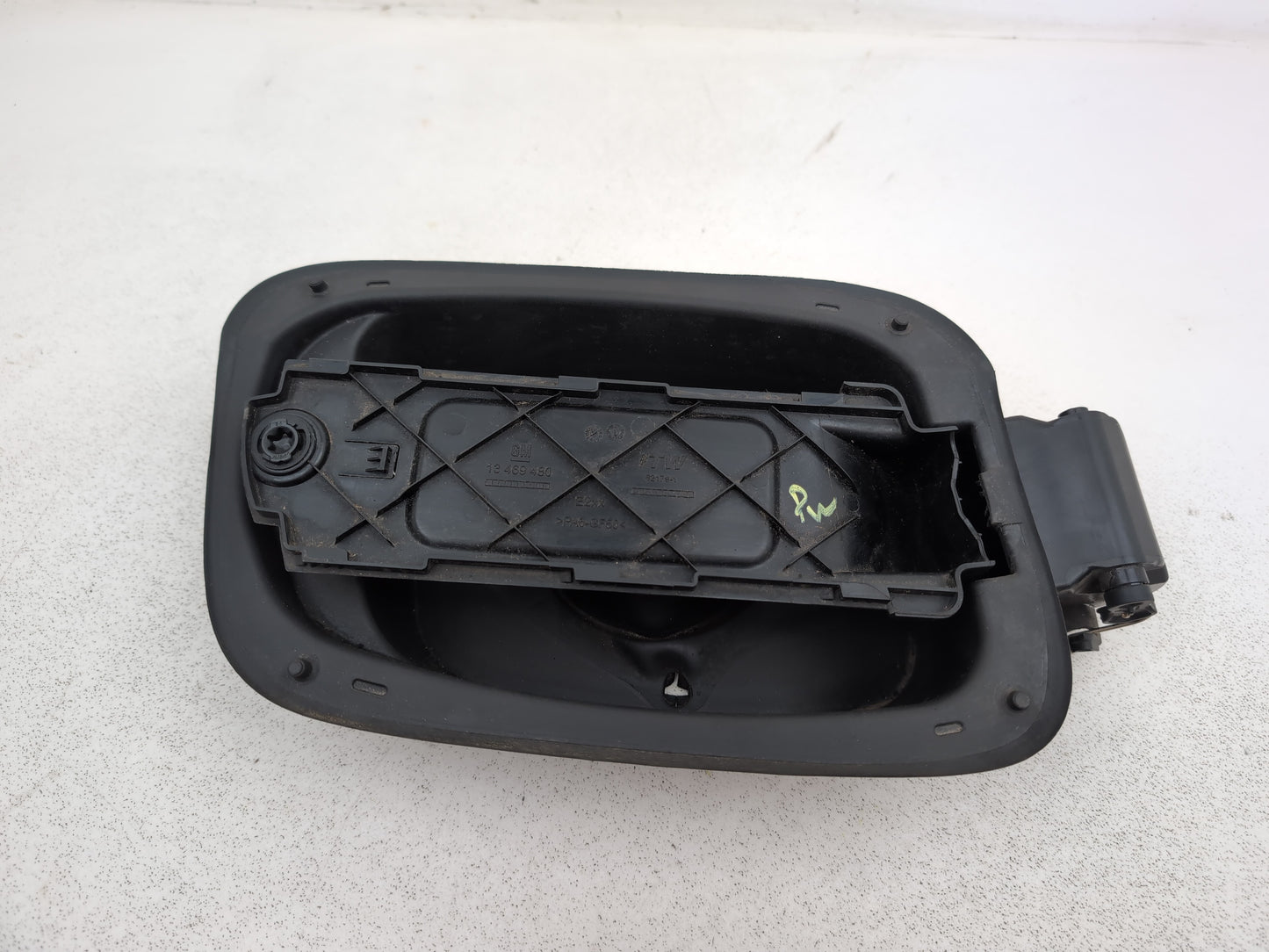 Fuel filler neck 4