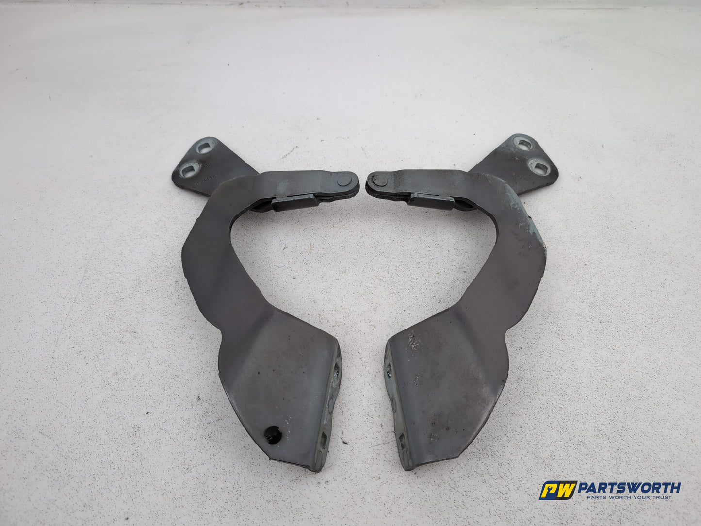 Bonnet Hinge LH 4