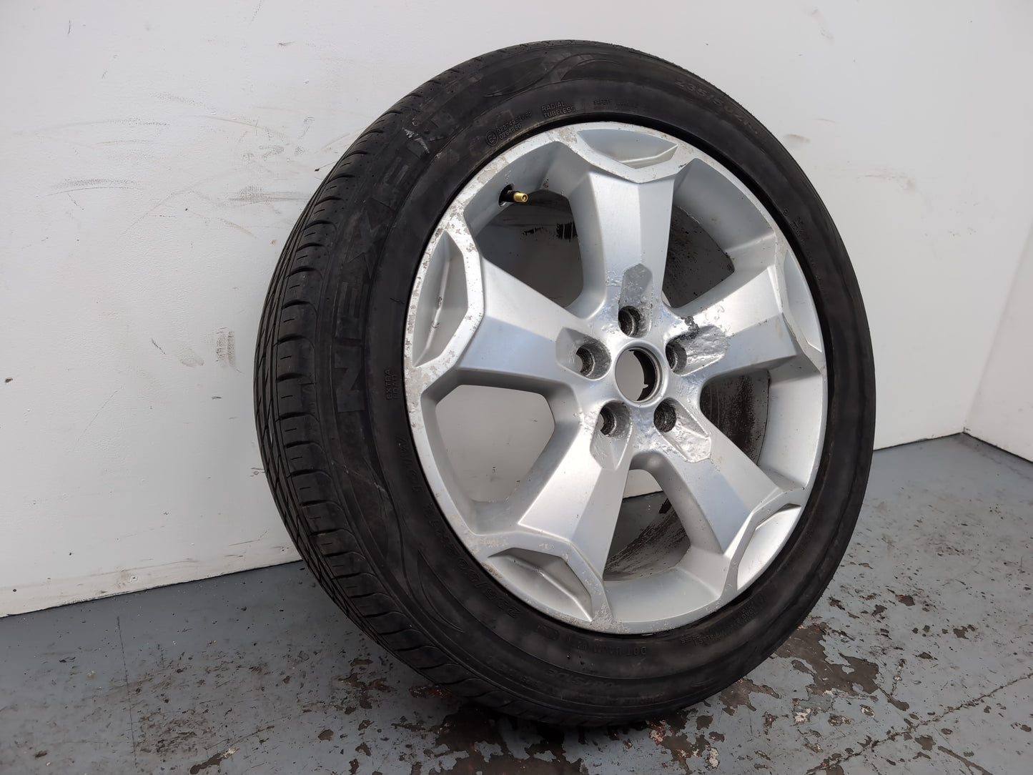 Ford Kuga Titanium X 4x4 Tdci Auto Wheel With Tyre 235/50 R18 6v4j1007bb - photo 4