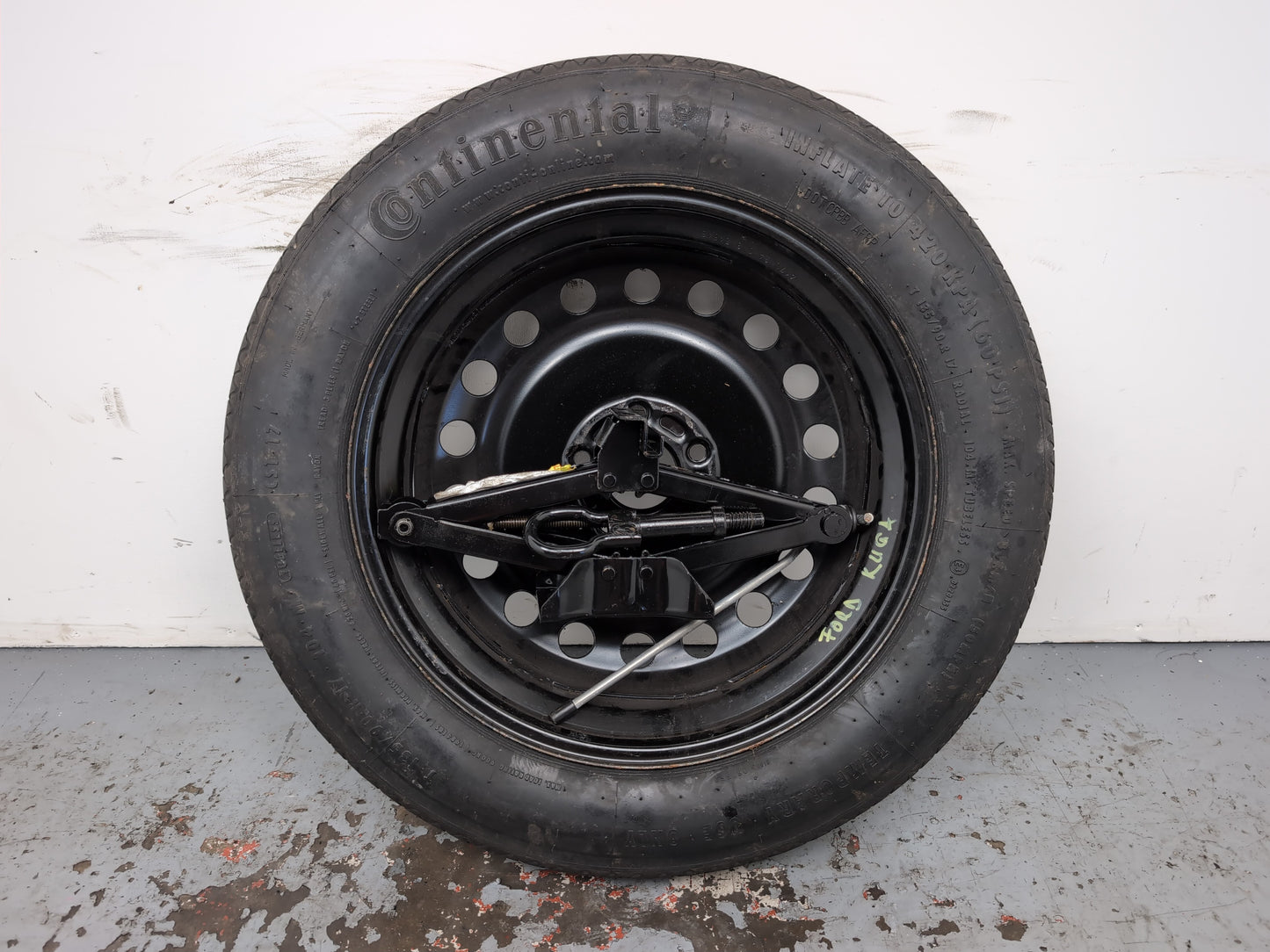 Ford Kuga Titanium X 4x4 Tdci Auto Space Saver Spare Wheel And Tool Kit R17 - photo 10