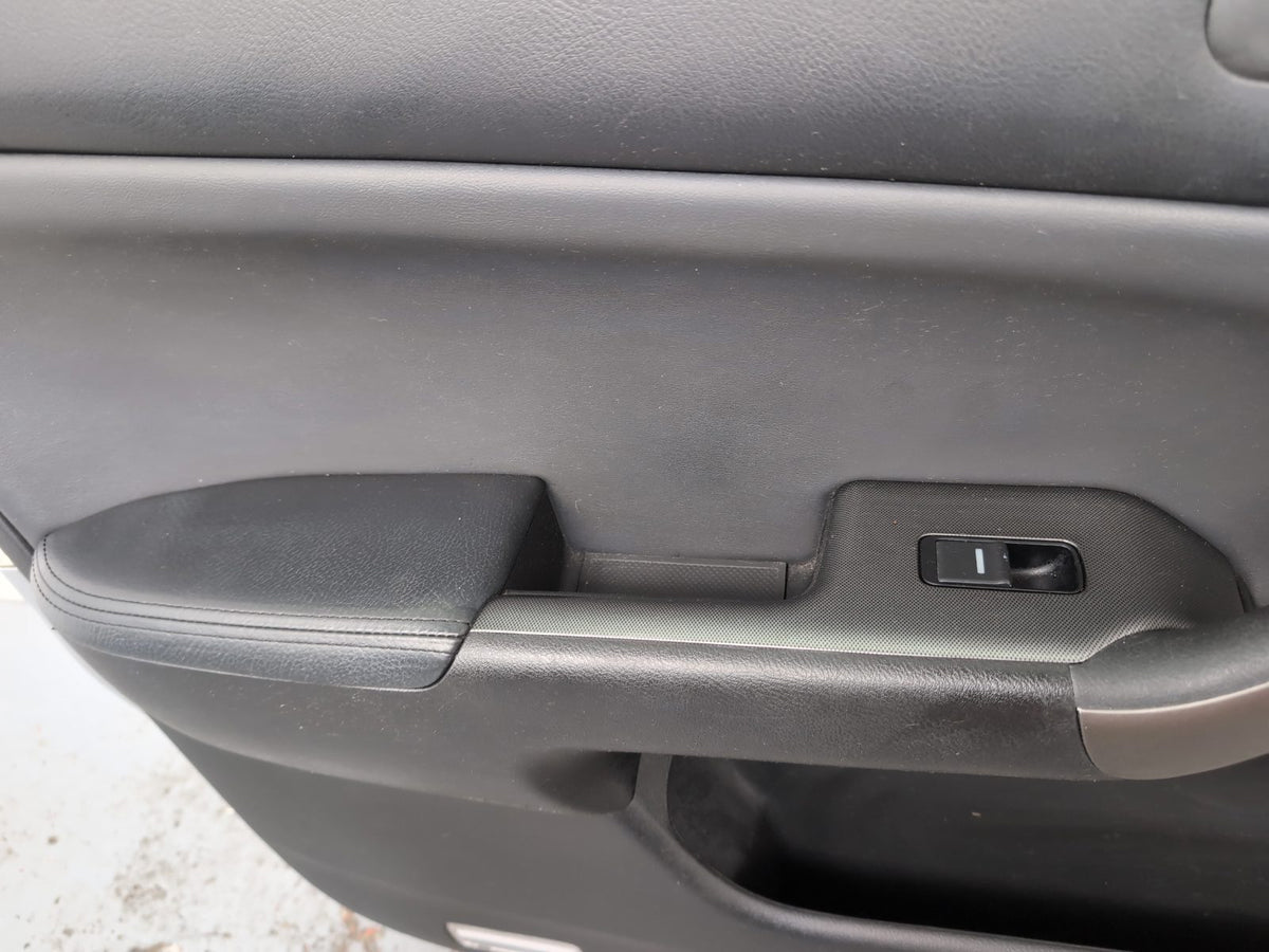 Door Front LH 10