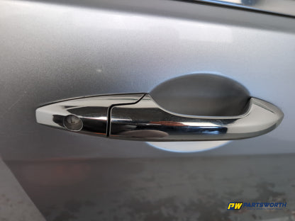 Door Front RH 4
