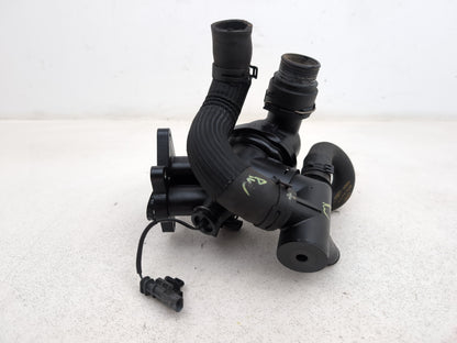 Jaguar Xe Prestige D Auto Thermostat Housing W584a 2015-2021 - photo 4