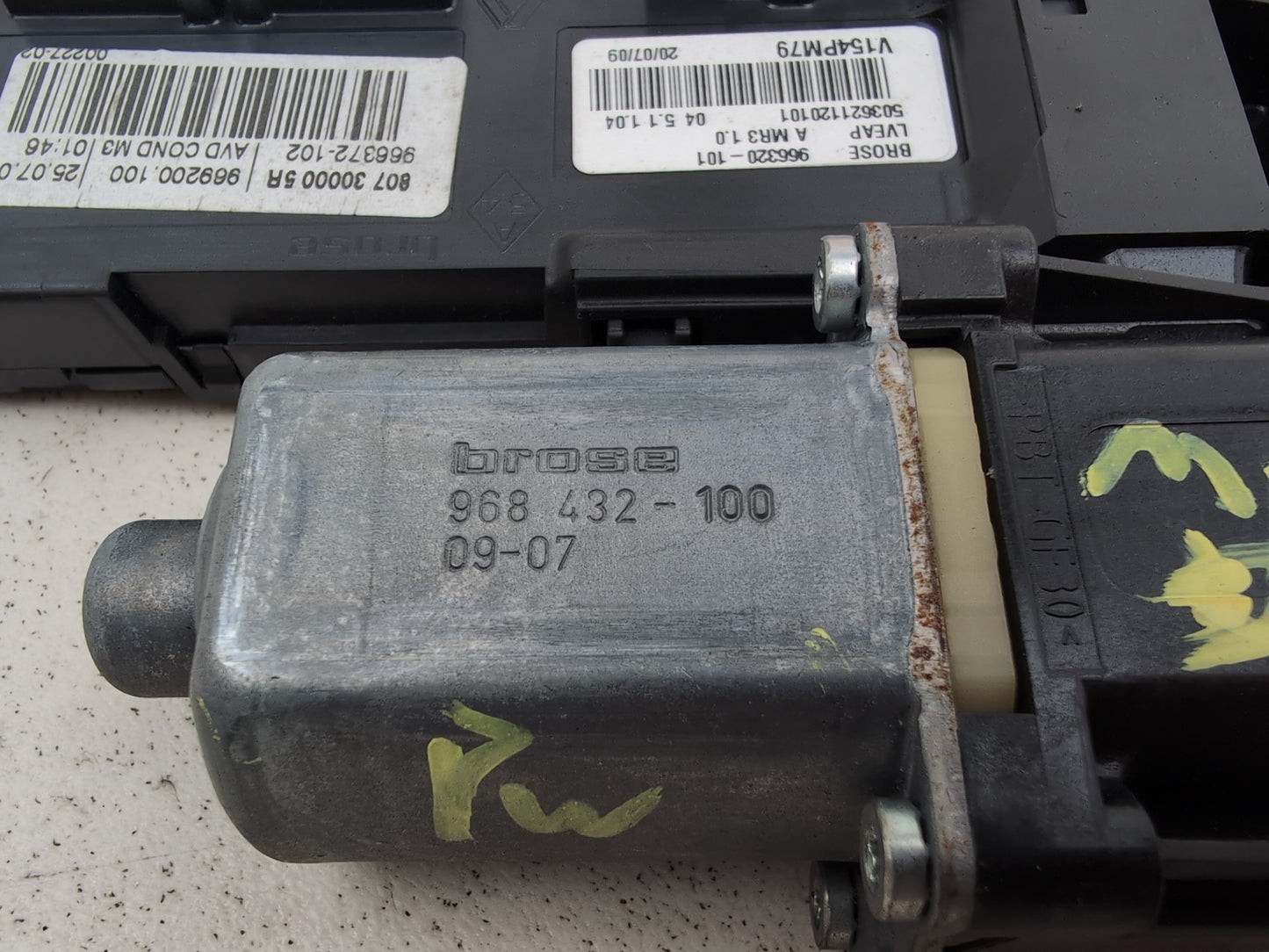Renault Megane Expression Vvt 110 Right Front Window Motor 968432100 2008-2015 - photo 4