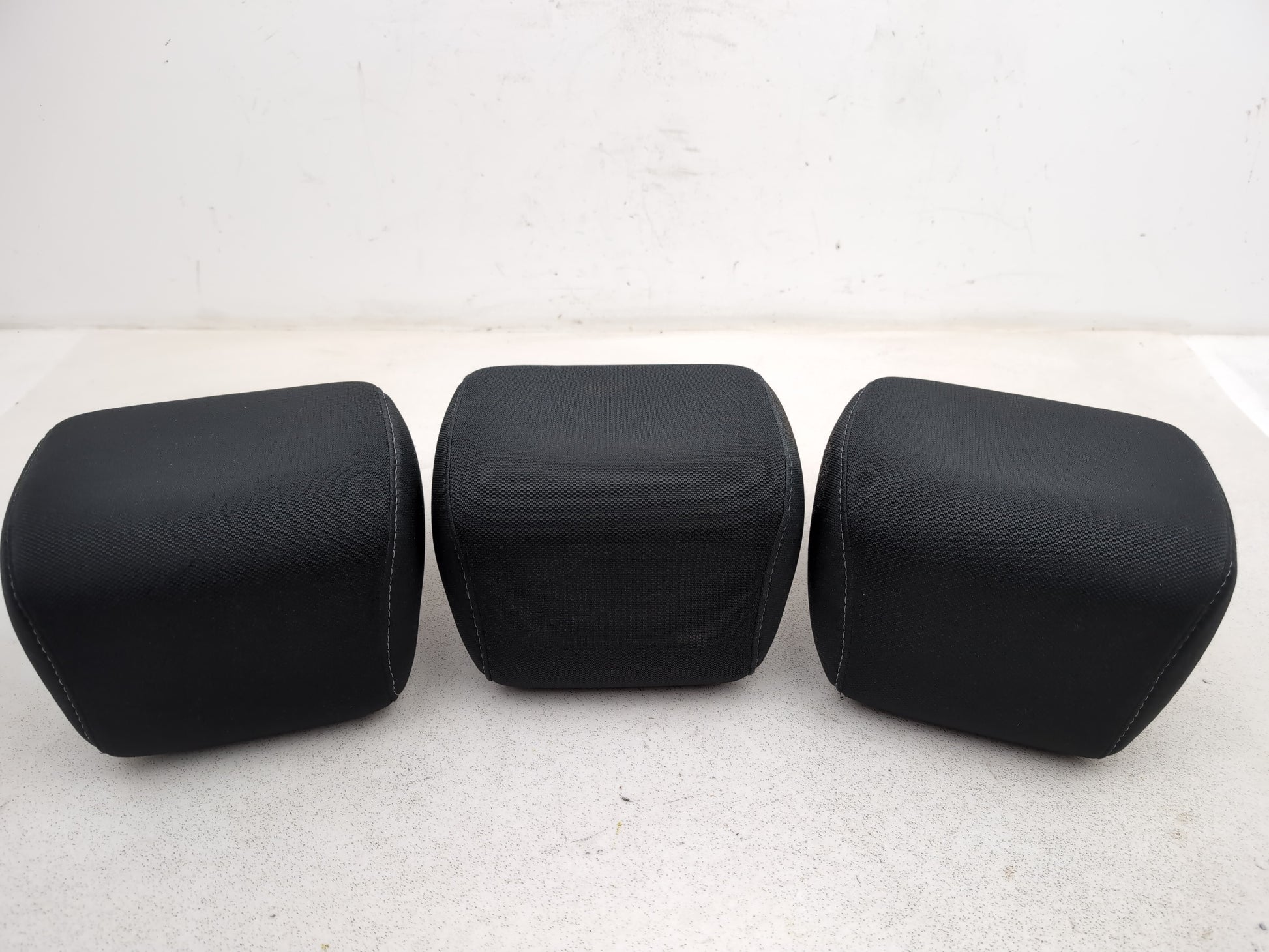 Renault Megane Expression Vvt 110 Rear Headrest Set 2008-2015 - photo 4