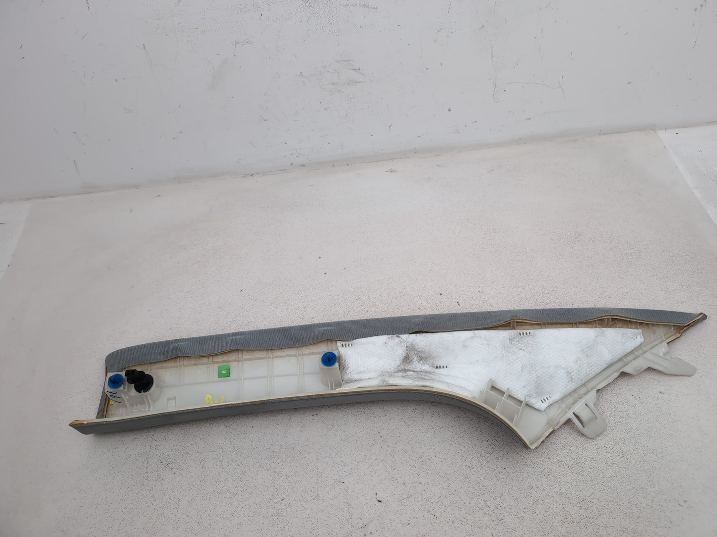 Hyundai I40 Style Crdi 2012 Rh A Pillar Trim 85820-3z000 - photo 4
