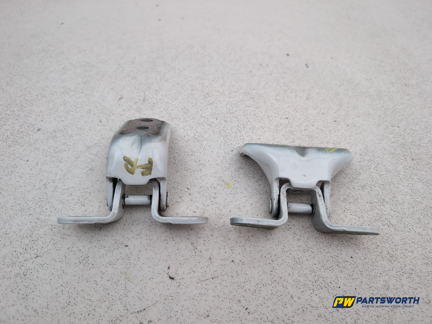 Hyundai I40 Style Crdi Rh Front Door Hinge Pair Driver Side 2011-2019 - photo 4