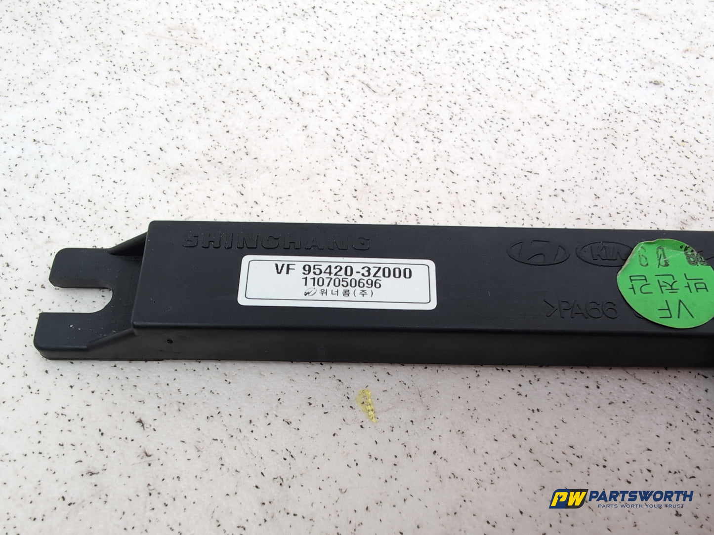 Hyundai I40 Style Crdi Antenna Amplifier 954203z000 2011-2019 - photo 4
