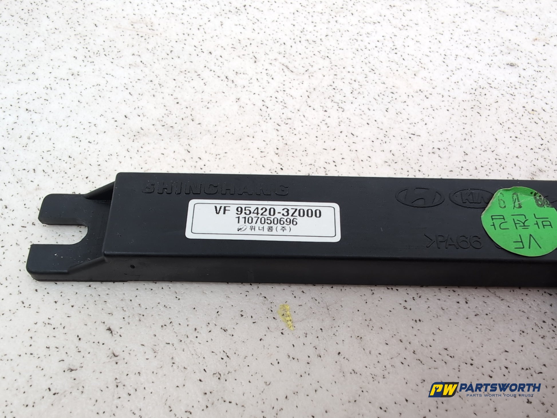 Hyundai I40 Style Crdi Antenna Amplifier 954203z000 2011-2019 - photo 4