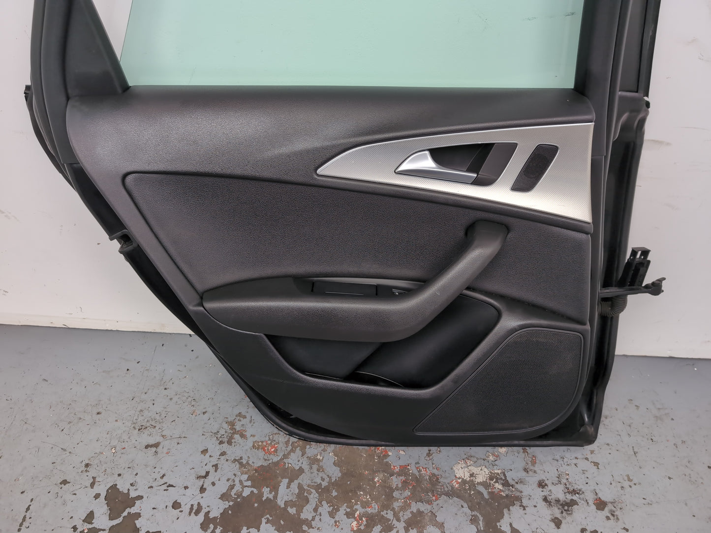 Door Rear LH 10