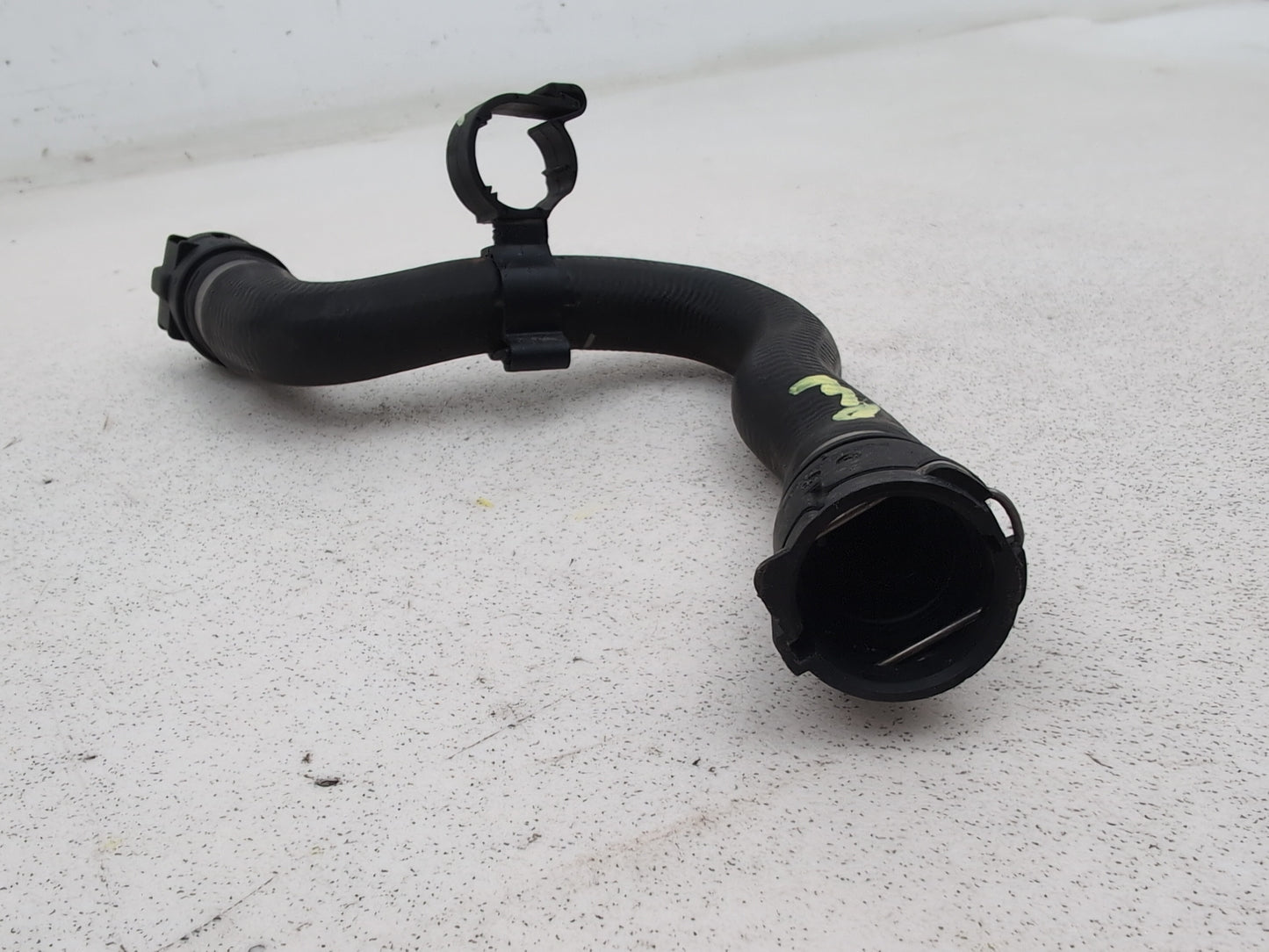 Vauxhall Insignia Sri Vx-Line Engine Water Coolant Pipe Hose 422346486 2017-2026 - photo 4